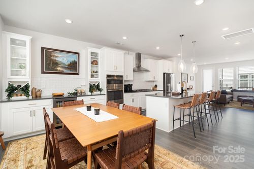 408 Catawba Ave, Davidson, NC, 28036-9380 | Card Image