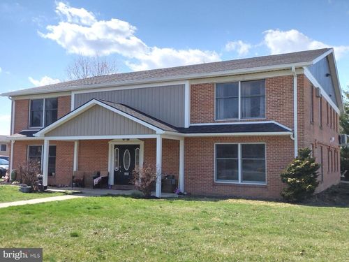 f-235 S Ridge Ave, GREENCASTLE, PA, 17225-1165 | Card Image