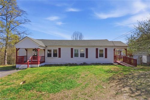 101 Bitting Ave, Mount Airy, NC, 27030-4803 | Card Image