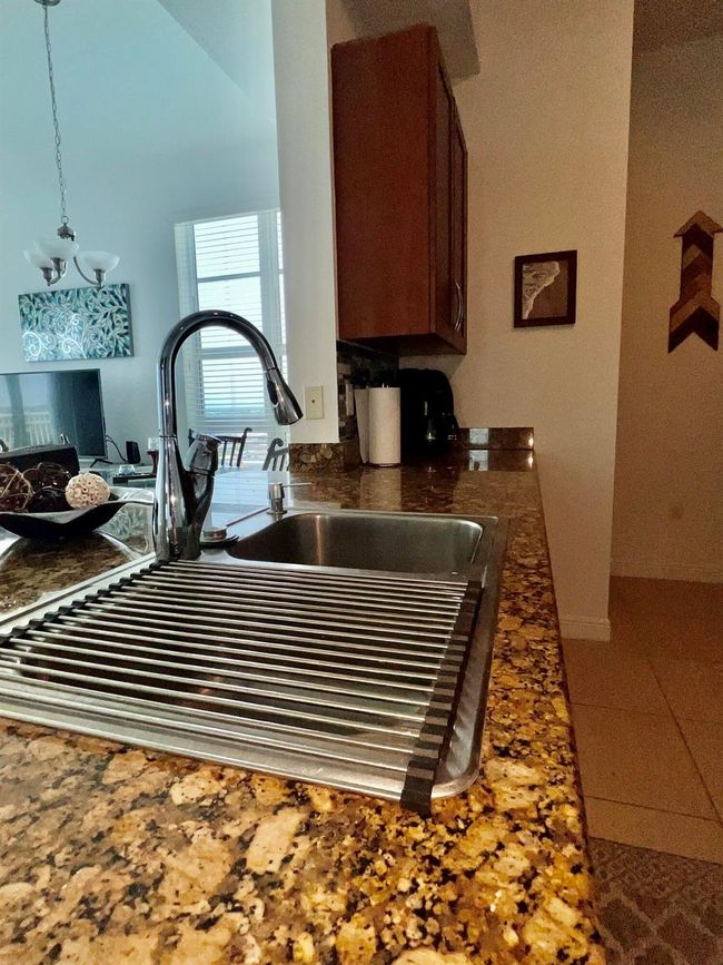 PH04 - 350 N Federal Highway, Condo with 1 bedrooms, 1 bathrooms and null parking in Boynton Beach FL | Image 9