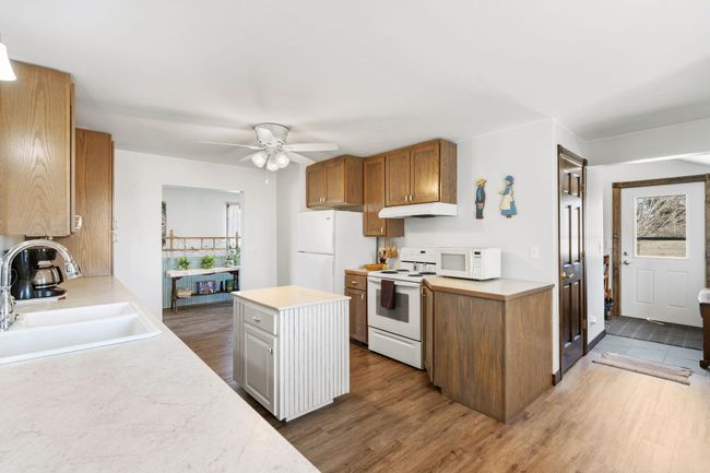 320 E Butternut Ave, House other with 3 bedrooms, 3 bathrooms and null parking in Luck WI | Image 18