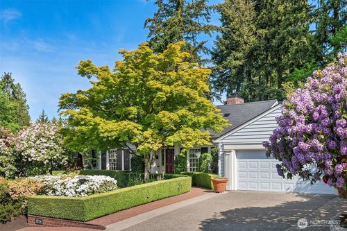 8914 Se 56th St, Mercer Island, WA, 98040-5004 | Card Image