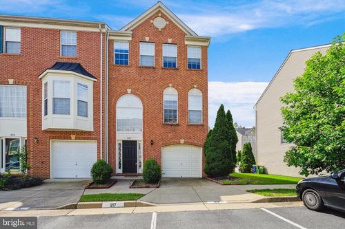 217 Chesterbrook Ct, STAFFORD, VA, 22554-4880 | Card Image