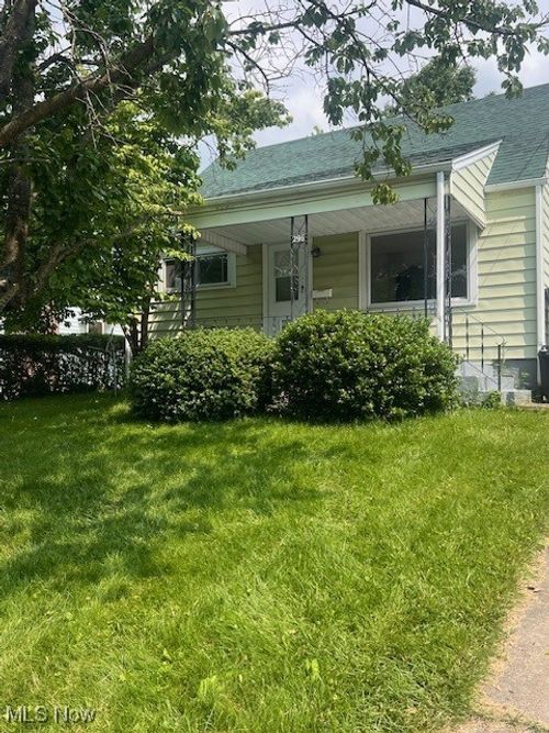 296 Sanderson Ave, Campbell, OH, 44405-1407 | Card Image