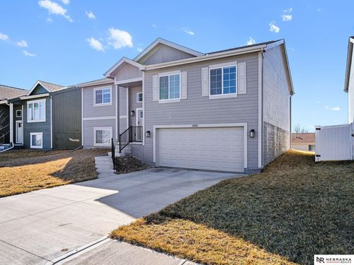 10901 Craig Street, Omaha, NE, 68142 | Card Image