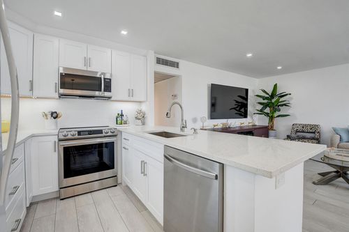 461 Brittany J, Delray Beach, FL, 33446-1141 | Card Image