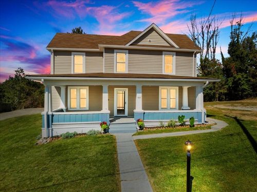 507 Henry Ave, Pulaski, VA, 24301-4515 | Card Image