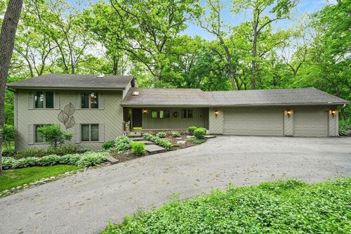 10876 Crockett Road, Roscoe, IL, 61073 | Card Image