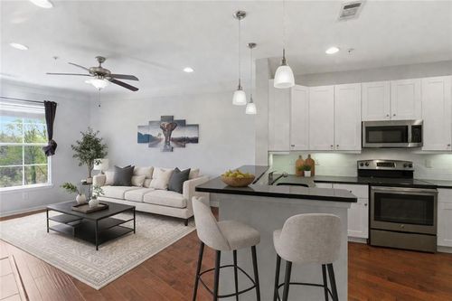 unit-4443-10 Perimeter Summit Blvd Ne, Brookhaven, GA, 30319-1488 | Card Image