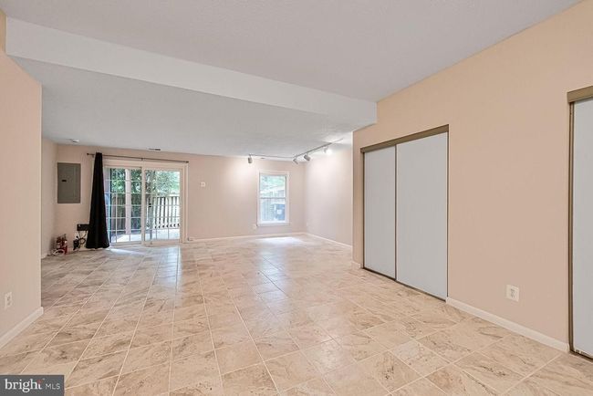 1657 Oak Spring Way, Townhouse with 3 bedrooms, 4 bathrooms and null parking in Reston VA | Image 18