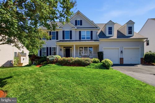 3646 Thomasson Crossing Dr, TRIANGLE, VA, 22172-2046 | Card Image