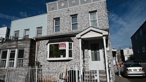 102 Clendenny Ave, Jersey City, NJ, 07304-1504 | Card Image