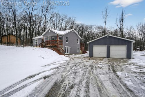 6779 Brophy Rd, Howell, MI, 48855-9067 | Card Image