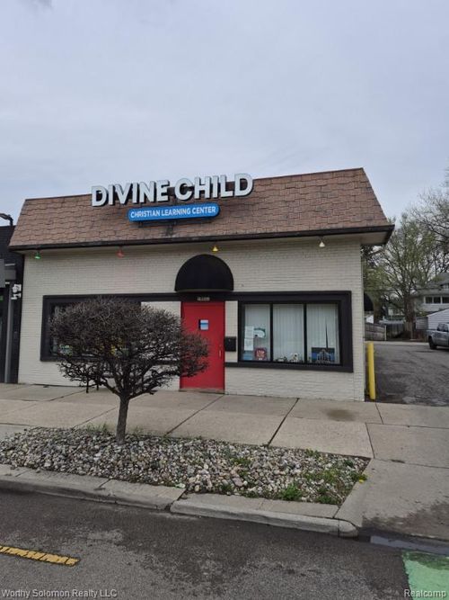 19260 Grand River Ave, Detroit, MI, 48223-1707 | Card Image