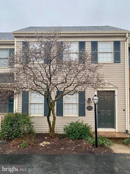 39 Laurie Lane, LITITZ, PA, 17543 | Card Image