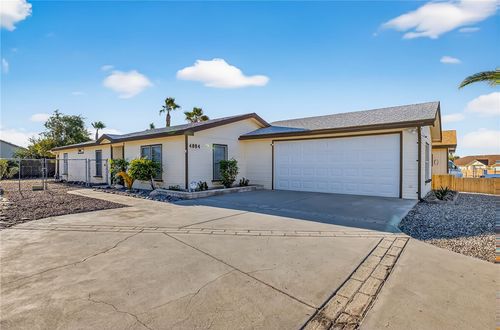 4884 S Baronsgate Way, Fort Mohave, AZ, 86426-6410 | Card Image
