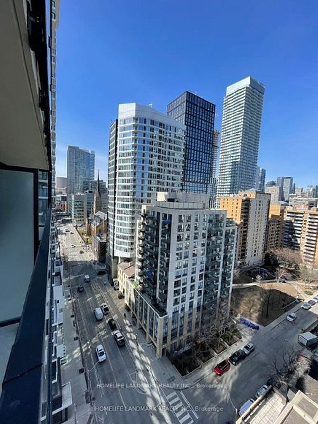 904 - 47 Mutual St, Condo with 2 bedrooms, 2 bathrooms and null parking in Toronto ON | Image 17