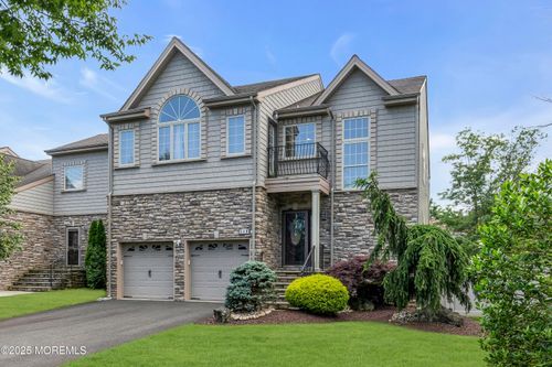 118 Pelican Ct, Marlboro, NJ, 07746-1932 | Card Image