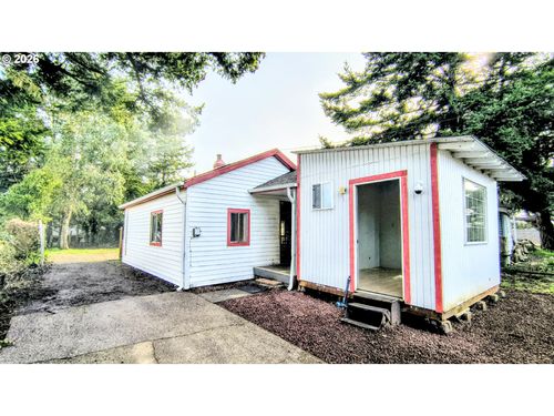 319 N Wall St, Coos Bay, OR, 97420-3343 | Card Image