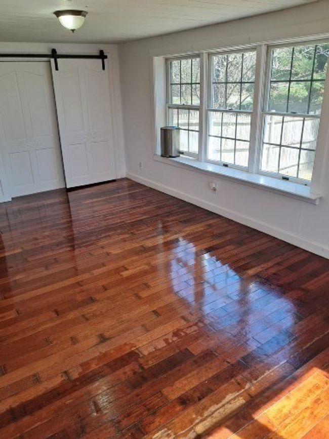 27 Hill St, House other with 3 bedrooms, 2 bathrooms and 4 parking in Raynham MA | Image 8