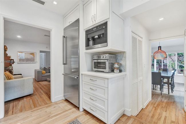 4131 Lybyer Ave, House other with 3 bedrooms, 2 bathrooms and null parking in Coconut Grove FL | Image 16