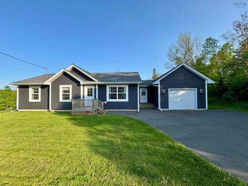 21 Beaton Crt, Antigonish, NS, B2G2K1 | Card Image