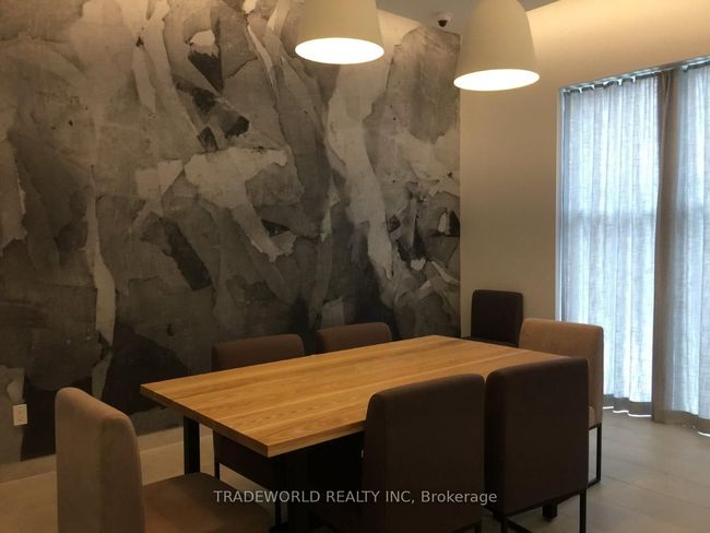 326 - 2301 Danforth Ave, Condo with 2 bedrooms, 1 bathrooms and 1 parking in Toronto ON | Image 9