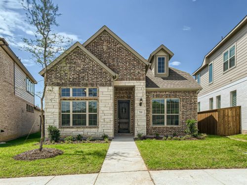 726 Village Green Drive, Argyle, TX, 76226 | Card Image