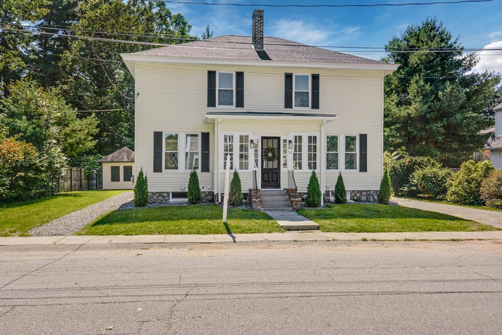 Mckinley St, Maynard, MA 01754