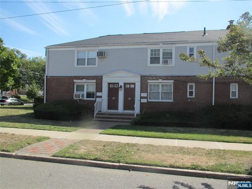 147 Vanderburgh Ave, Rutherford, NJ, 07070-1829 | Card Image