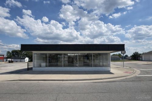 994 E Market St, Celina, OH, 45822-1832 | Card Image