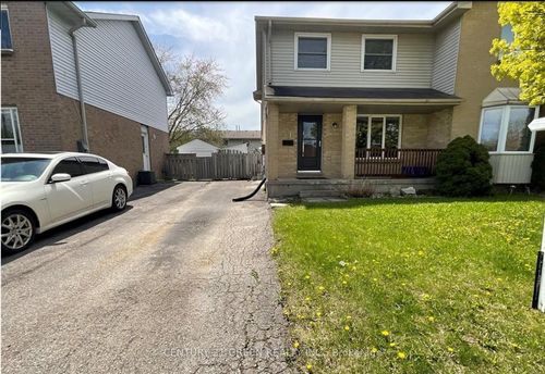 61 Ashley Cres, London, ON, N6E3P8 | Card Image