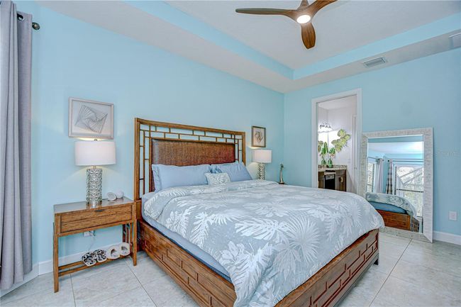 8433 Alberata Vista Dr, House other with 2 bedrooms, 2 bathrooms and null parking in Tampa FL | Image 27