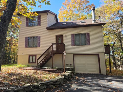 404 Surrey Dr, Lords Valley, PA, 18428 | Card Image