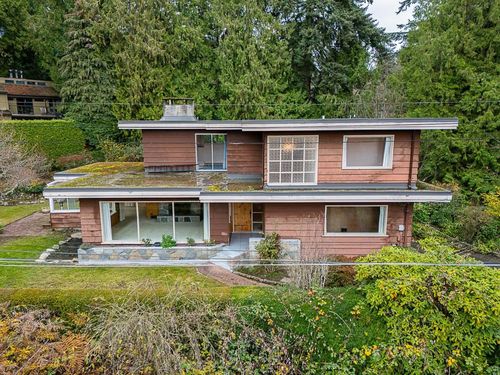 2847 Mathers Ave, West Vancouver, BC, V7V2J8 | Card Image