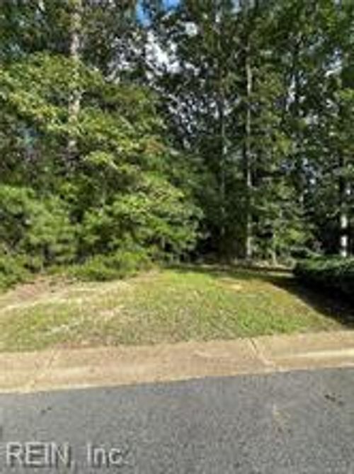 120 Ballycastle, Williamsburg, VA, 23188-6460 | Card Image