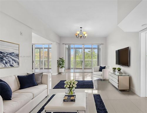 apt-406-619 E Sheridan St, Dania Beach, FL, 33004-5808 | Card Image