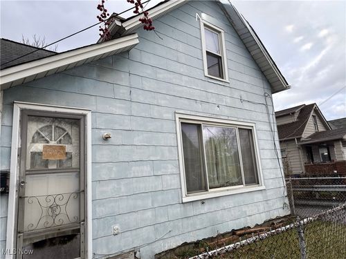 3178 W 54th St, Cleveland, OH, 44102-5755 | Card Image