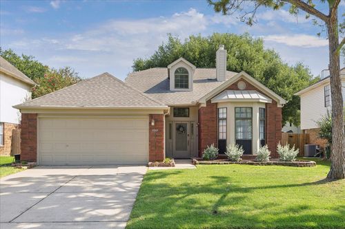 6915 Redwood Falls Dr, Pasadena, TX, 77505-4430 | Card Image
