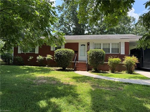 2211 Lake Forest Dr, High Point, NC, 27265-1423 | Card Image