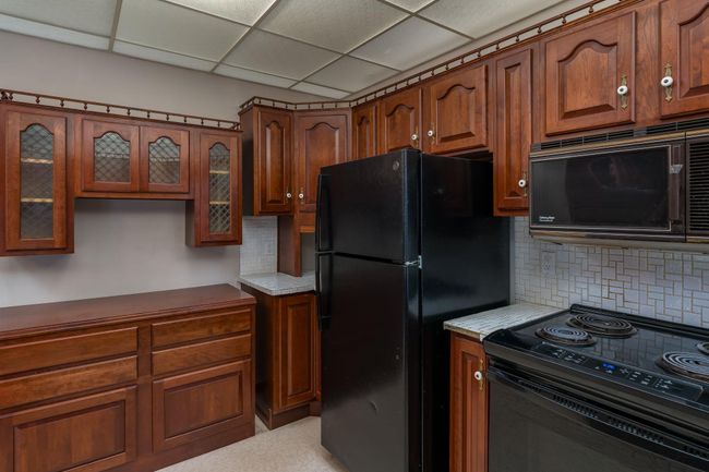 315 E 11th St-11.jpg | Image 13