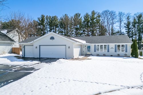 5815 Candover Rd, Loves Park, IL, 61111-3432 | Card Image