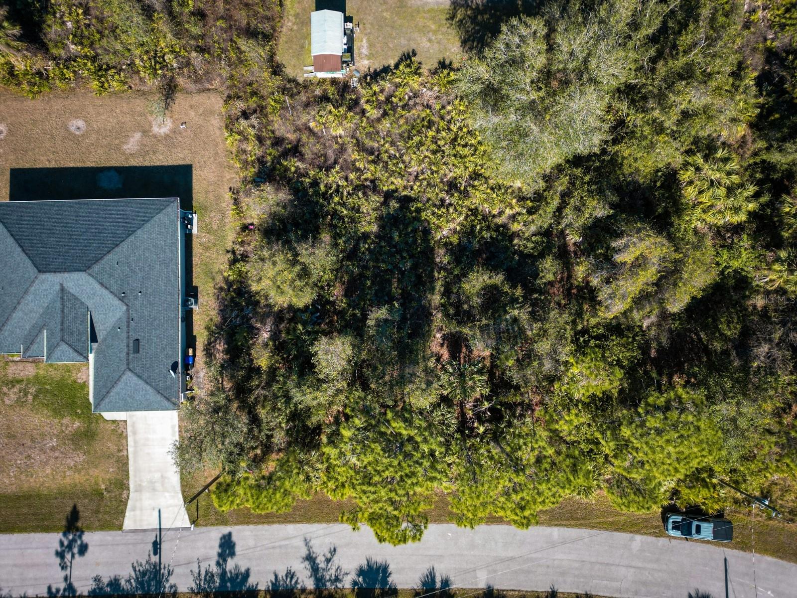 Land in NORTH PORT 5