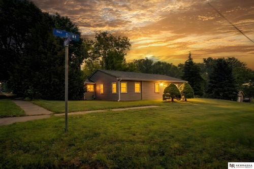 424 W D St, Elmwood, NE, 68349-6093 | Card Image