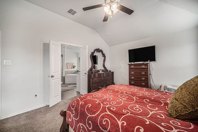 6505 Boot Jack Dr, House other with 4 bedrooms, 3 bathrooms and null parking in Joshua TX | Image 14