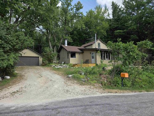 3710 Johnson Dr, Deerfield, WI, 53531-9567 | Card Image