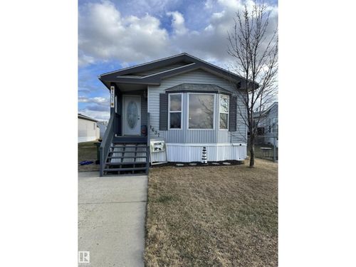 1637 68 Ave Nw, Edmonton, AB, T6P0A5 | Card Image