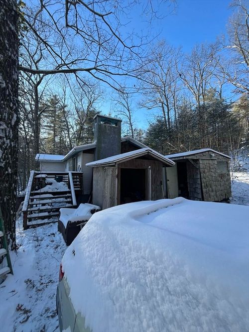 207 Shoreline Dr, West Brookfield, MA, 01585-3063 | Card Image