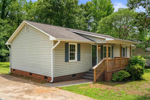 102 Pyle Court, spartanburg, SC, 29304 | Card Image