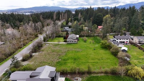 10826 Derrick Rd, North Saanich, BC, V8C3C2 | Card Image